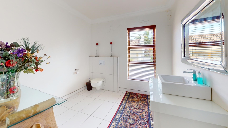 6 Bedroom Property for Sale in Walmer Heights Eastern Cape